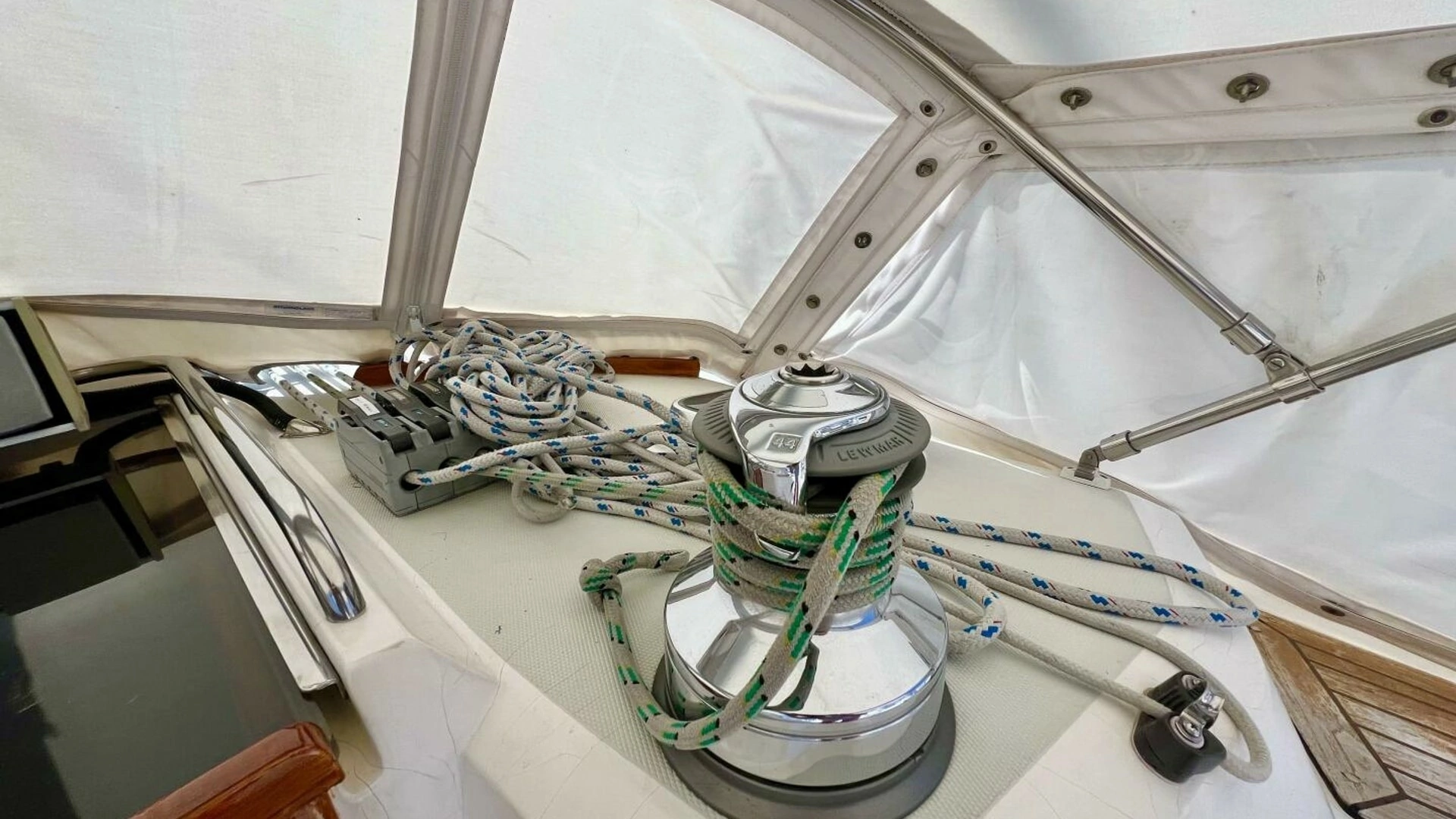 1999 Sabre 402 Sail - Image 39