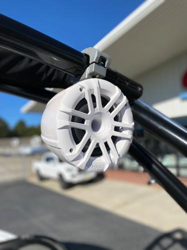 White speaker mounted on a 2019 Caravelle 19 EBo Bowrider boat.