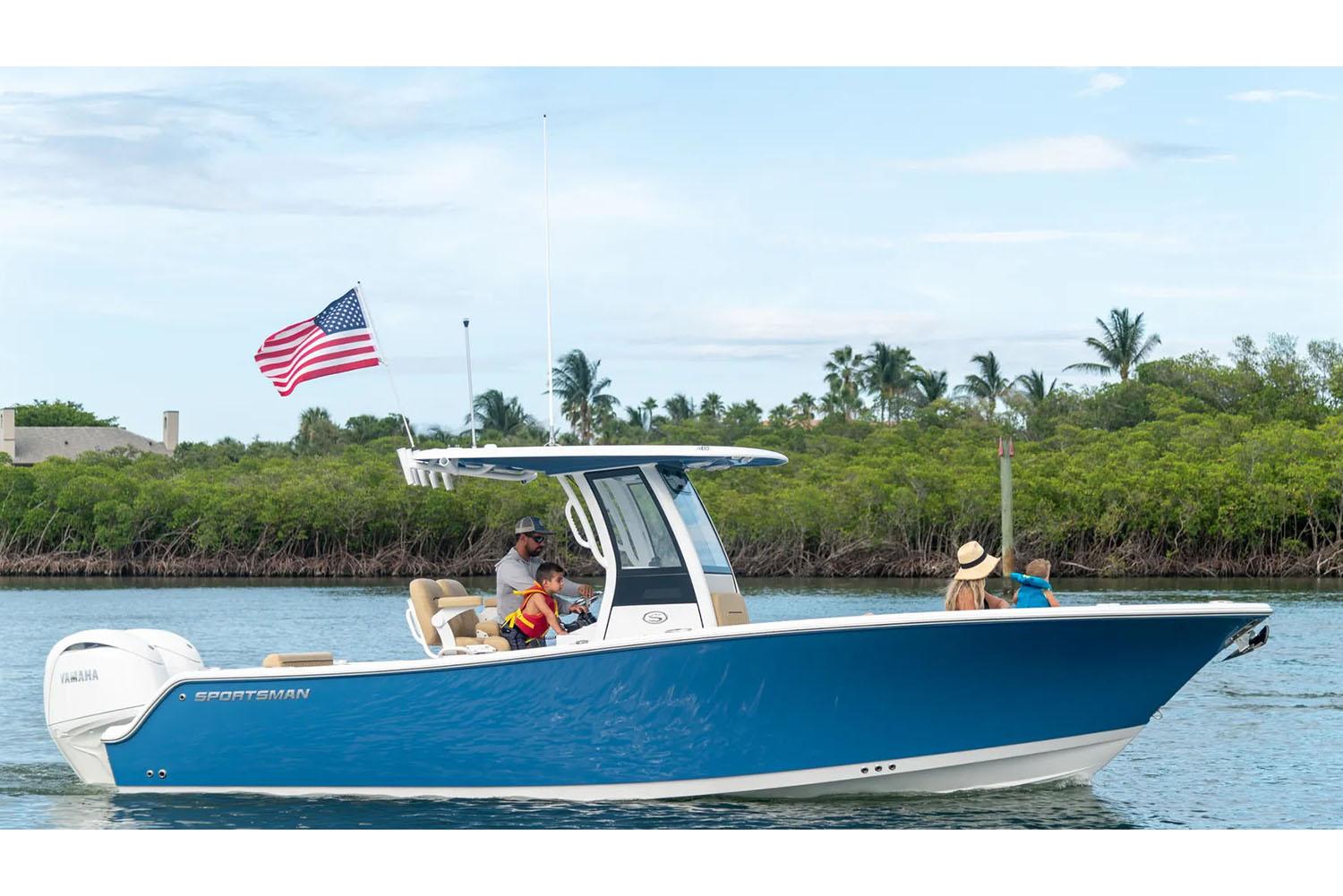 2026 Sportsman Open 252 Center Console
