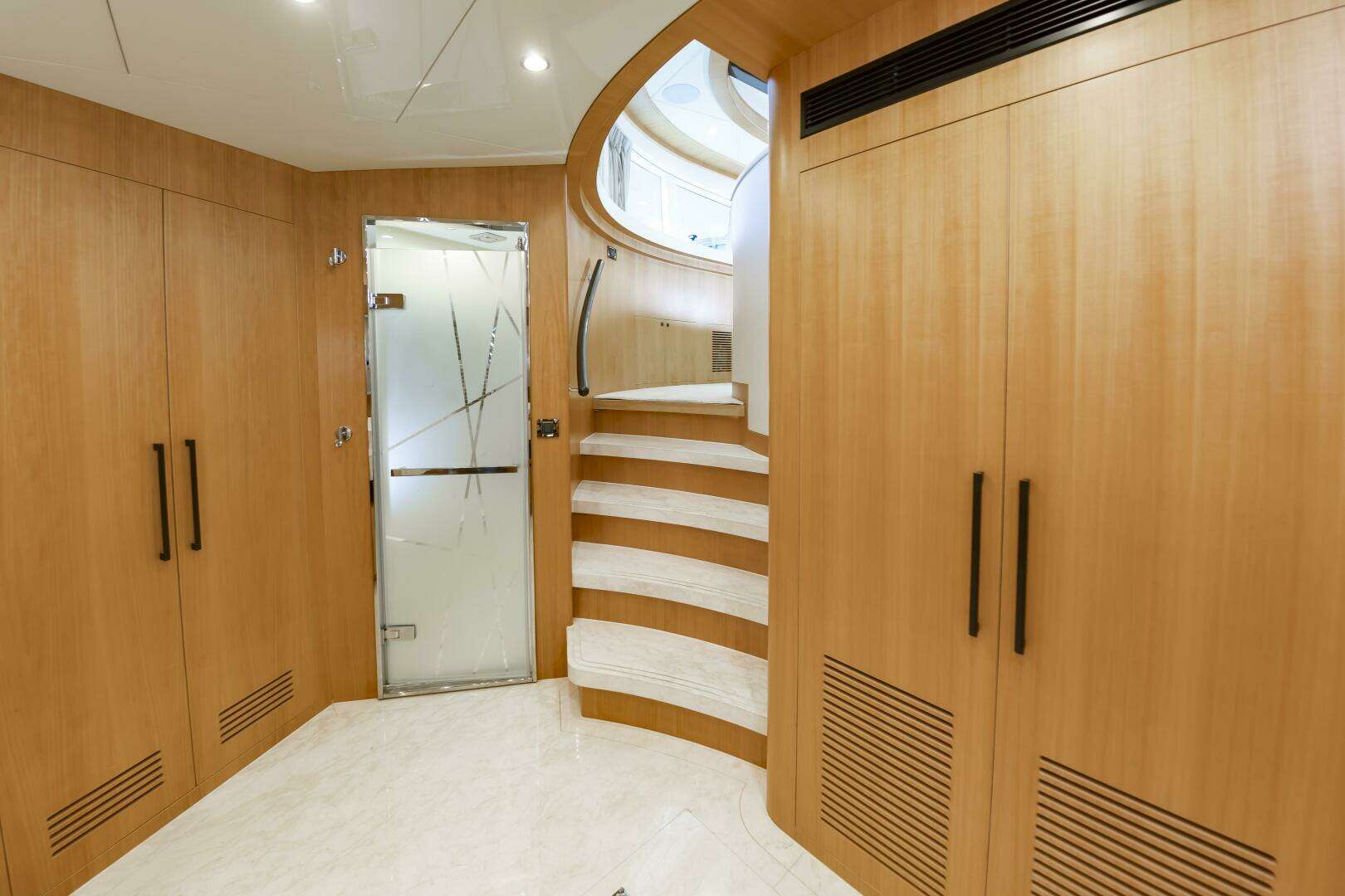 2017 Johnson 93 Flybridge - Image 56