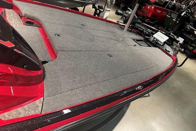 2026 Nitro Z20 XL Pro boat deck with red accents and fishing equipment.
