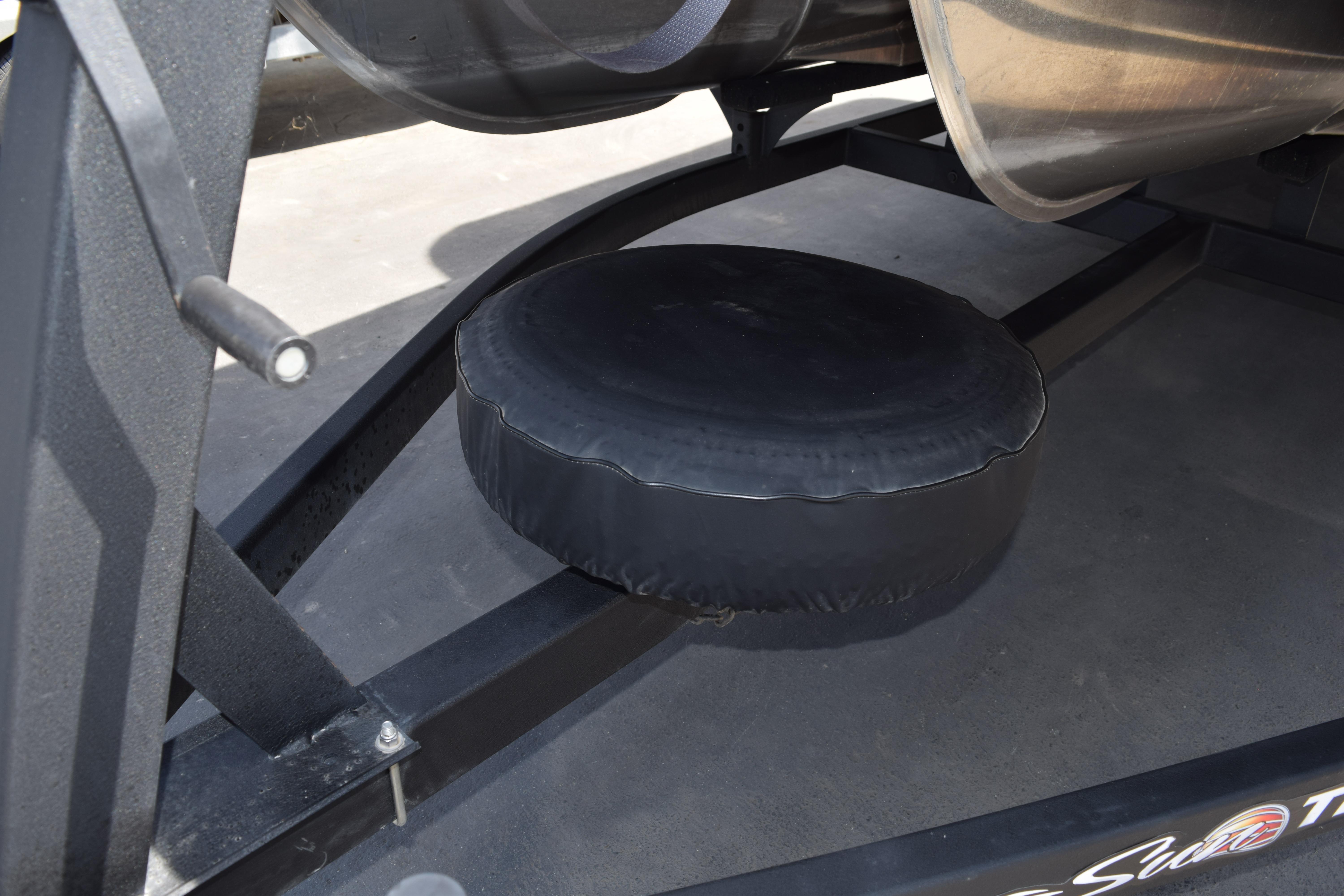2025 Sun Tracker Party Barge 22 XP3 trailer with protective cushion detail.
