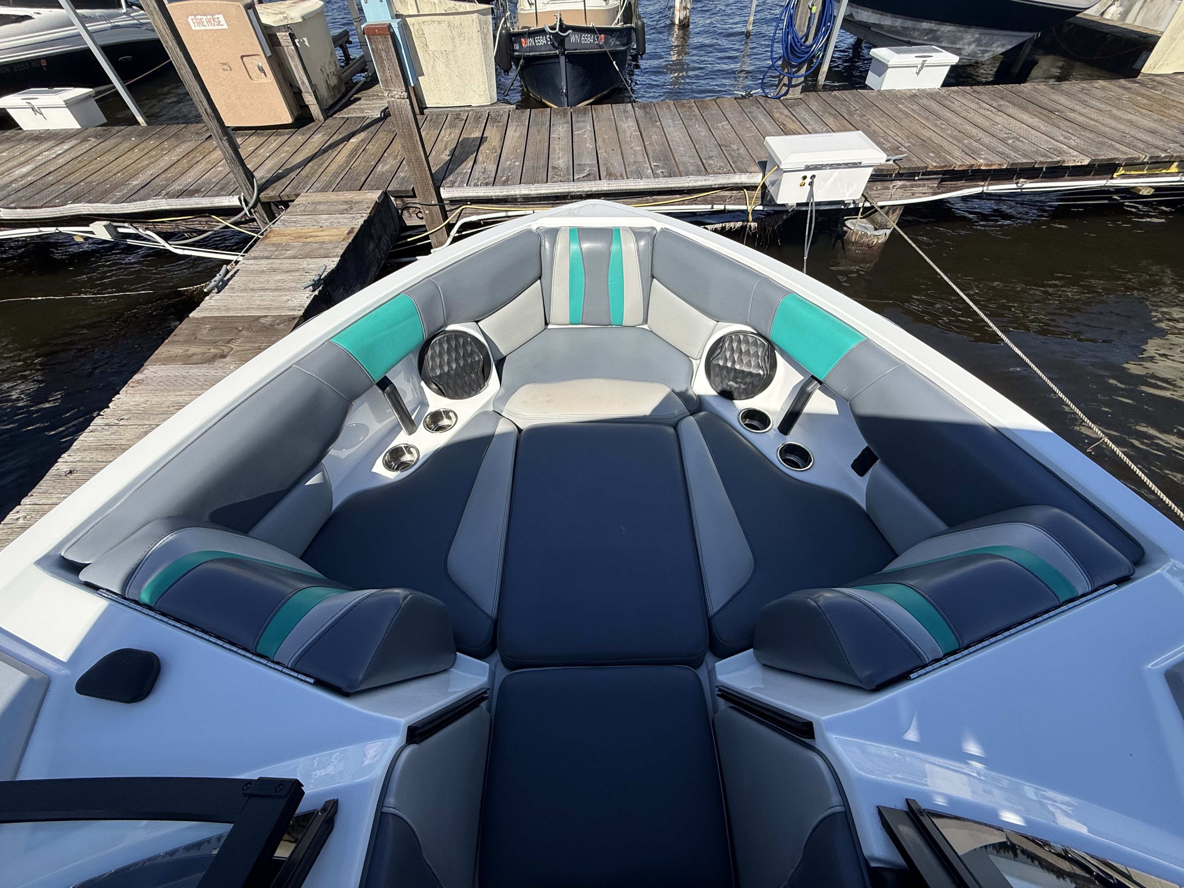 2023 Malibu Wakesetter 22 LSV - 9