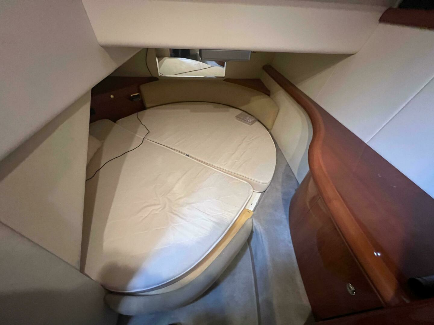 2004 Cranchi Atlantique 48 - Image 26