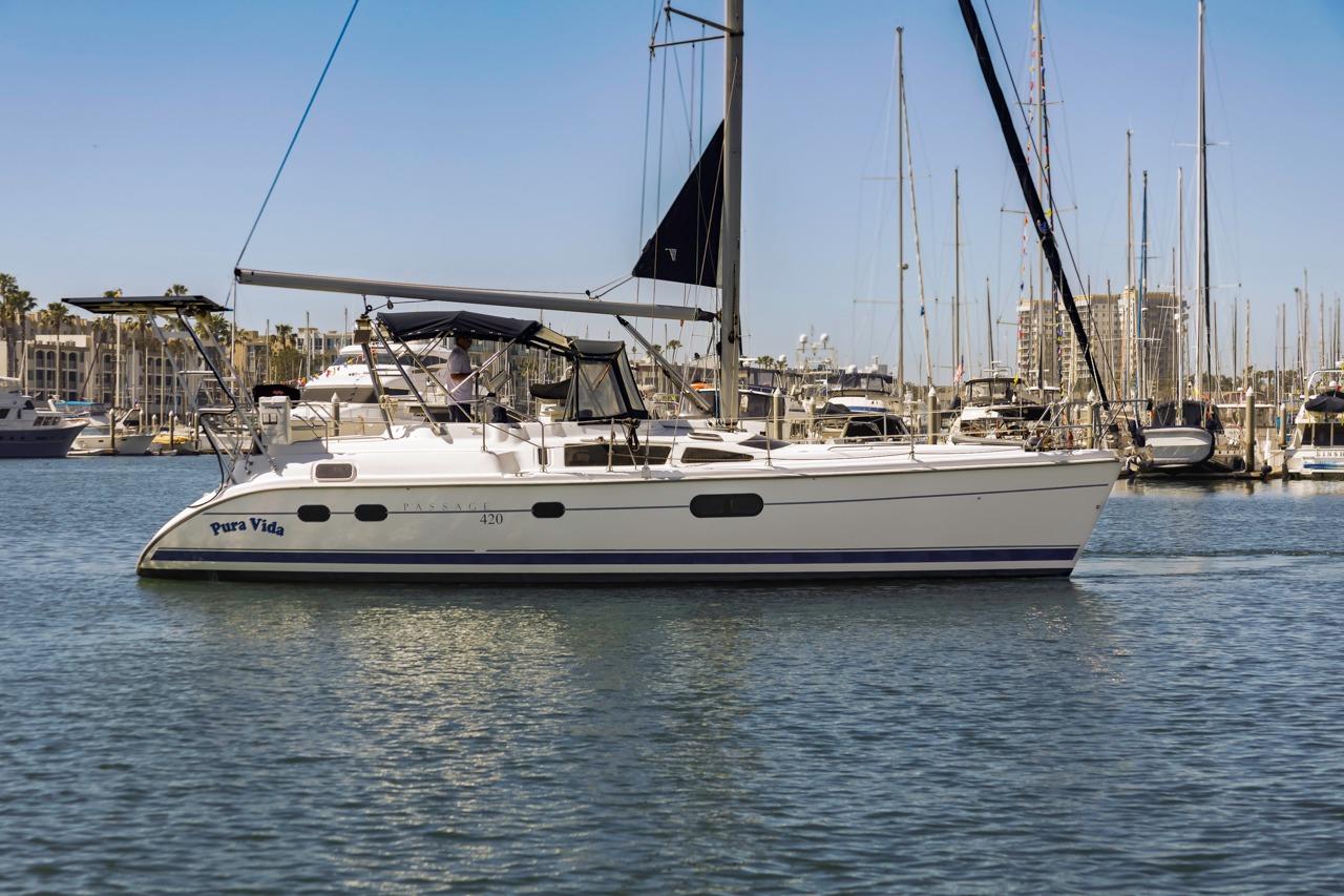 2000 Hunter Passage 420