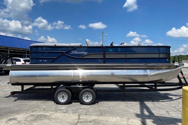 2025 Bentley Pontoons Legacy 220 Fish Center Walk Thru