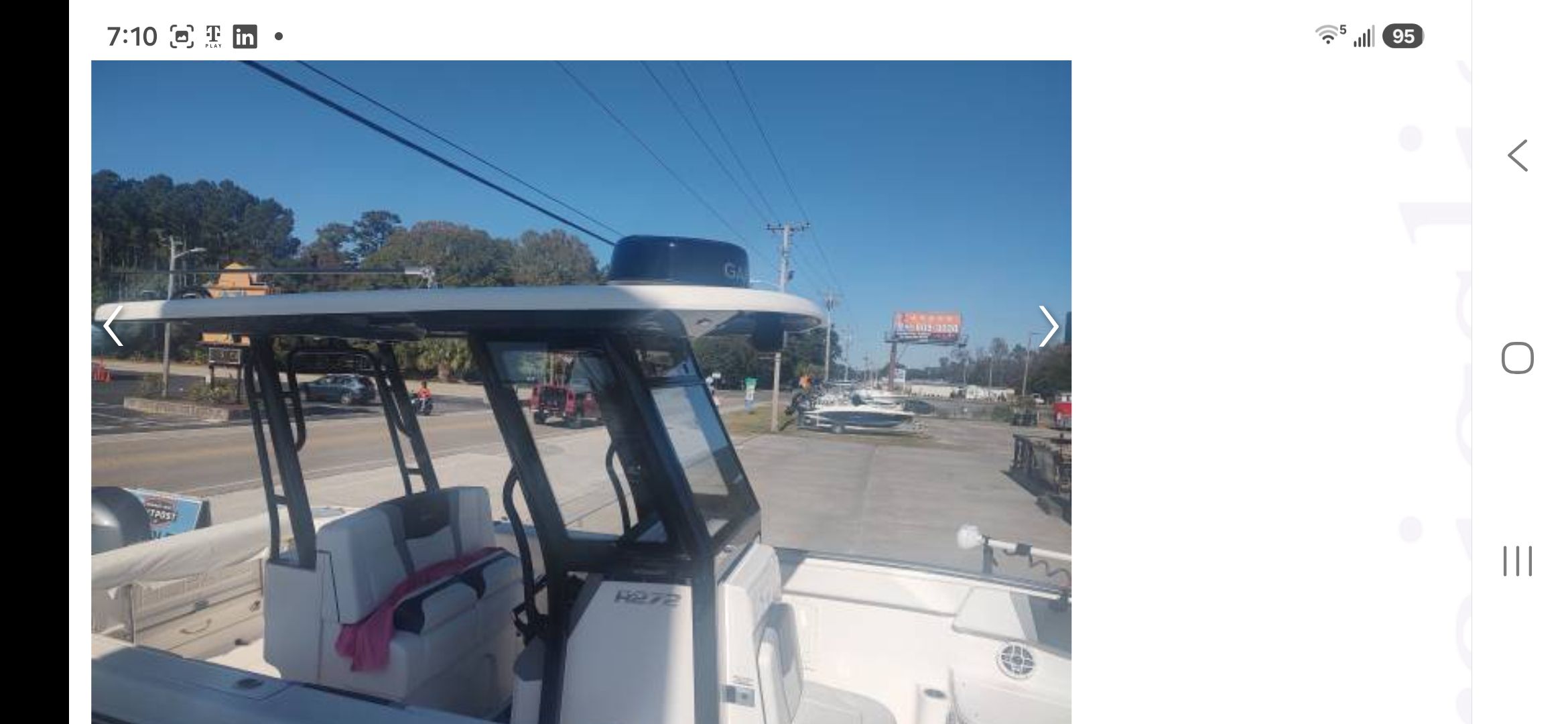 2023 Robalo R272 Center Console - 5