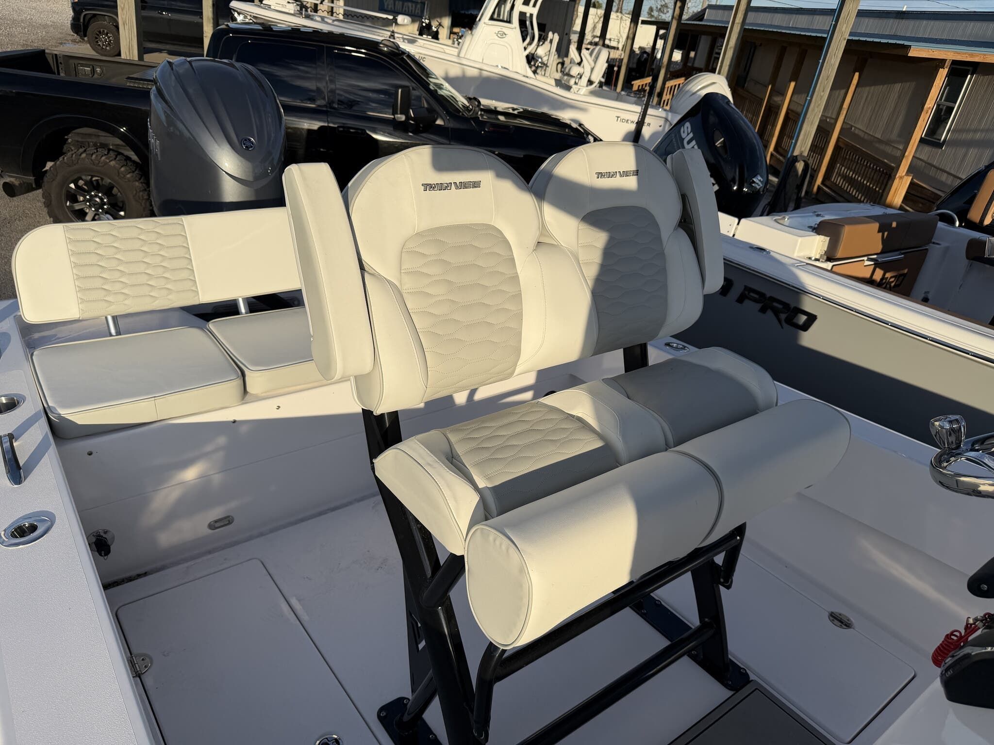 2026 Twin Vee 22 BayCat - 9