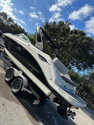 2023 Sea Ray SDX 250