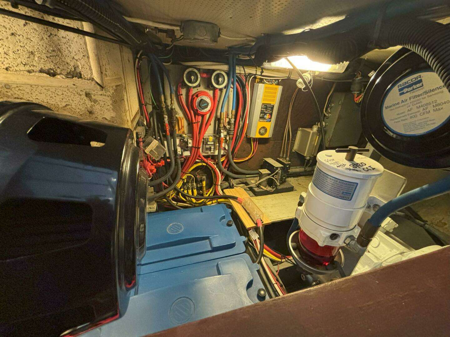 1972 Matthews 4 Flush Deck - Image 43