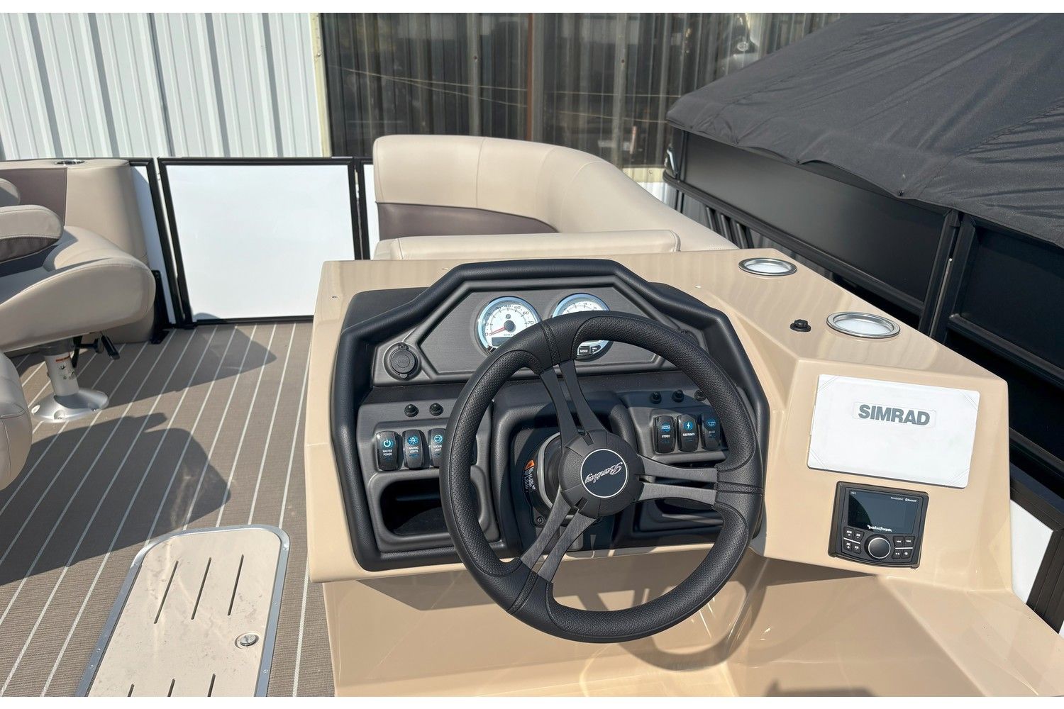 2026 Bentley Pontoons Legacy 223 DL Navigator - 3