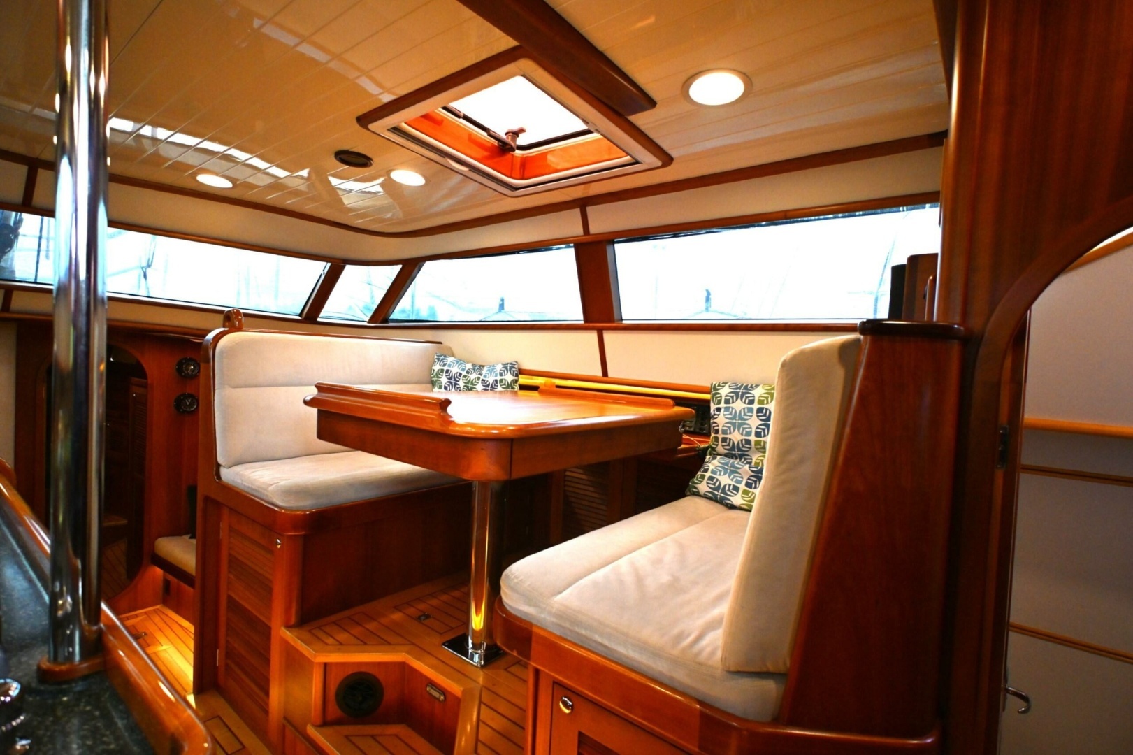 2006 Waterline 50 - Image 45