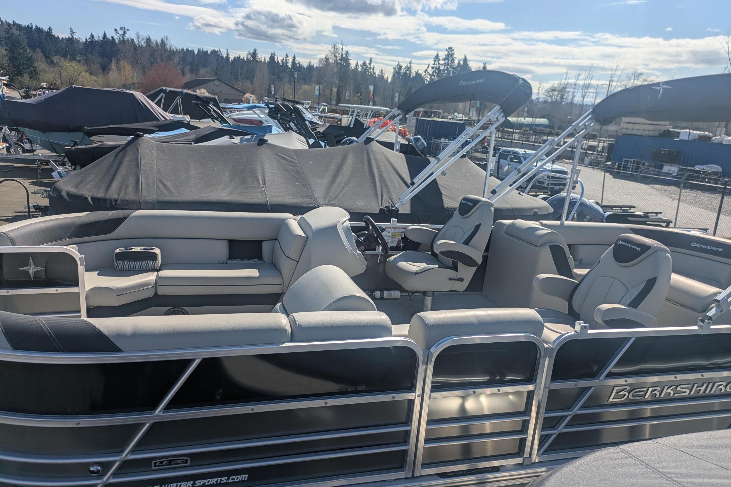 2023 Berkshire 24 RFX LE