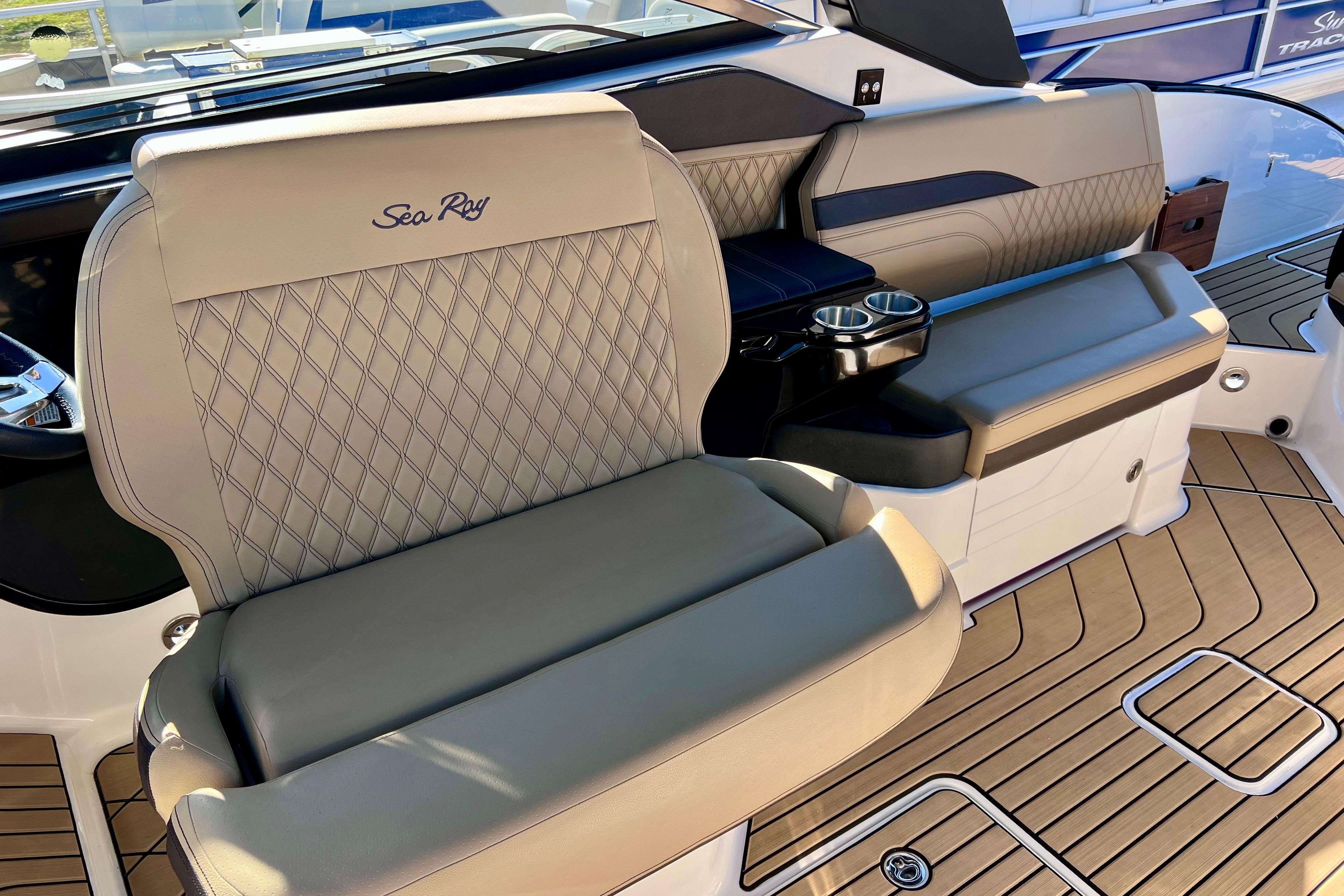 2023 Sea Ray SLX 280 - 48