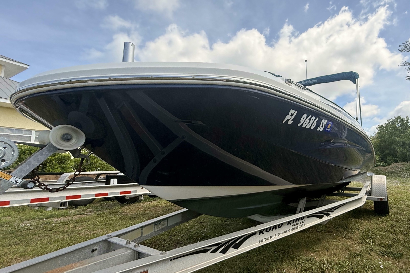 2020 Hurricane SunDeck Sport 185 OB - Image 3