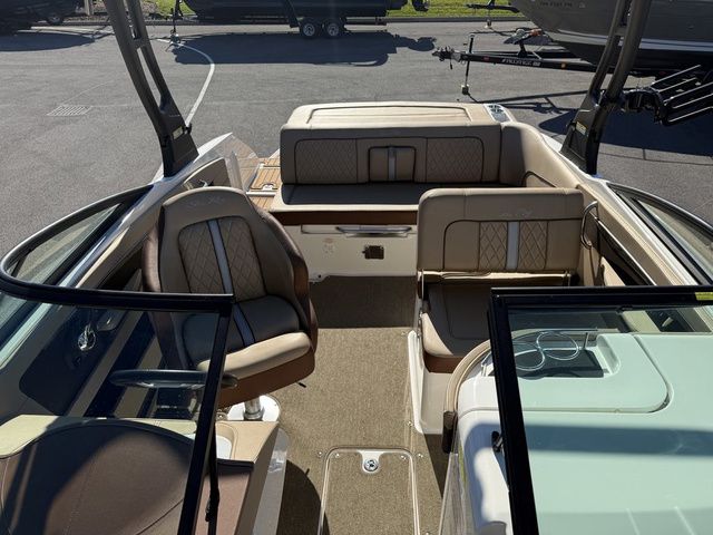 2017 Sea Ray SDX 240 - 17