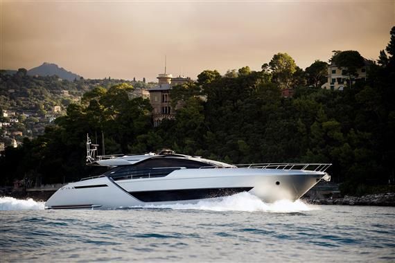 2024 Riva 88' Folgore