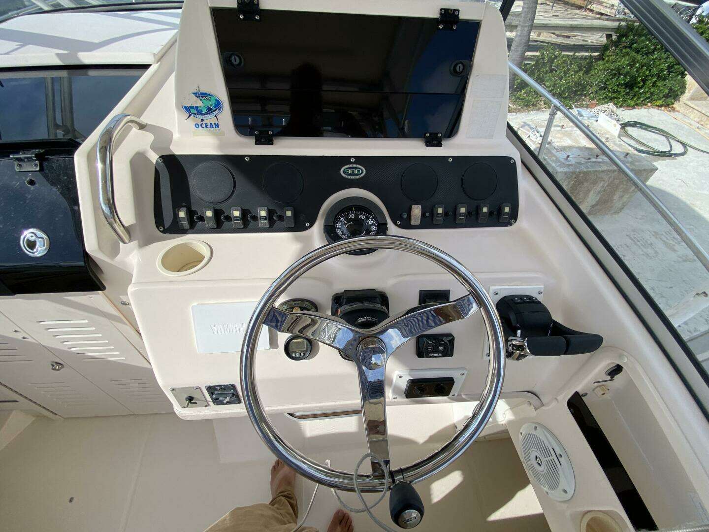 2005 Grady-White Marlin 300 - Image 5