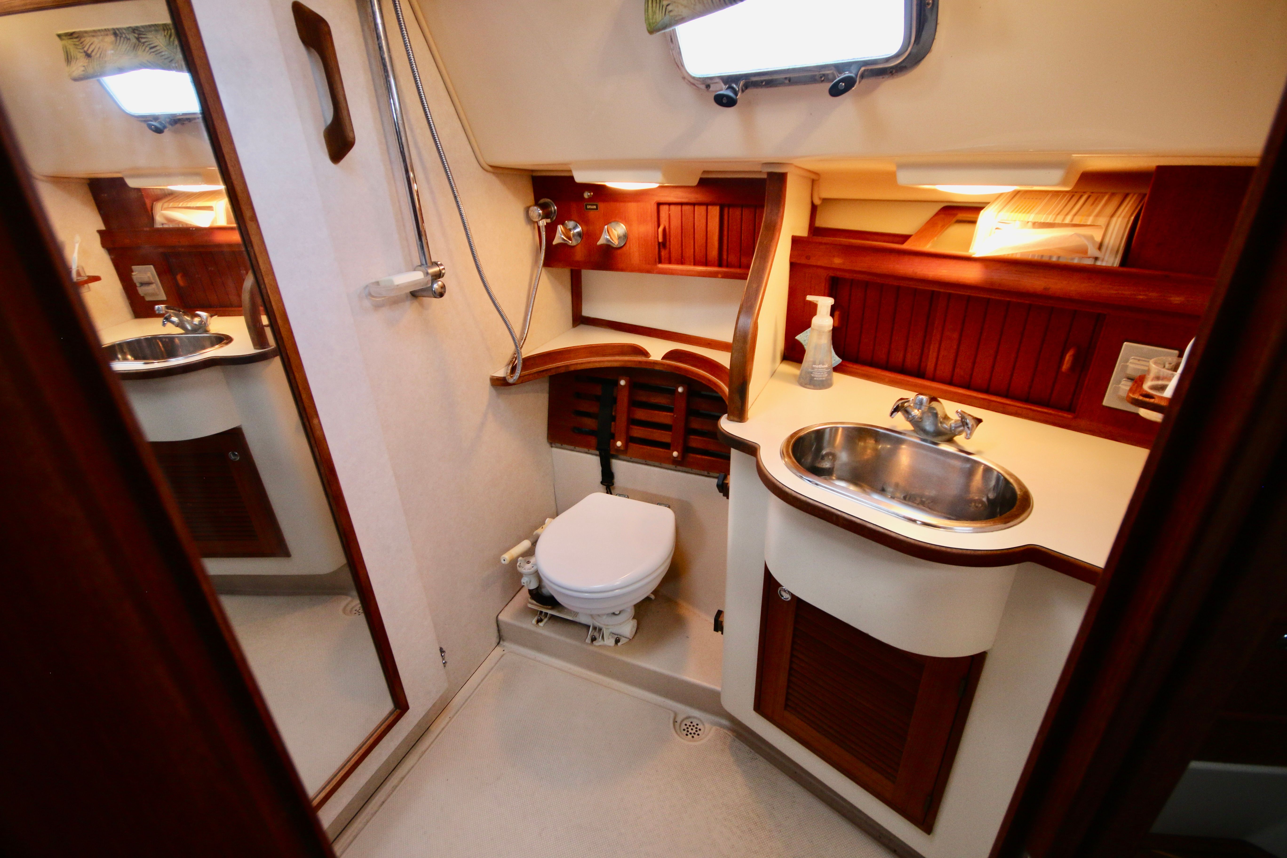 Interior view of Island Packet 380 yacht bathroom, year 2002.