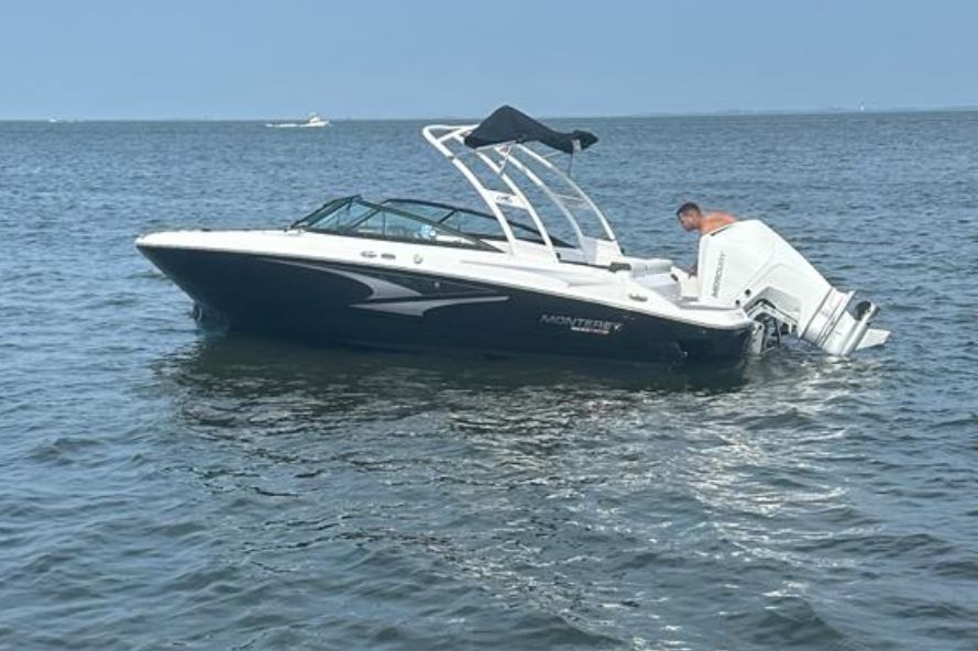 2022 Monterey M-225 - 2
