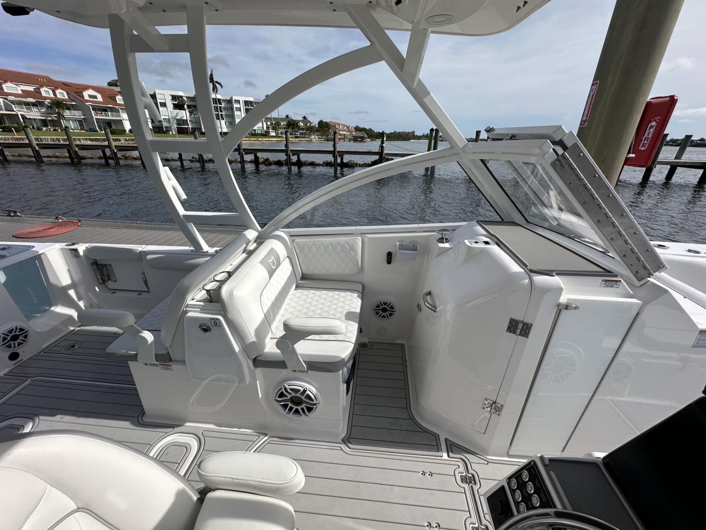 2025 Sea Fox 288 Traveler - Image 22