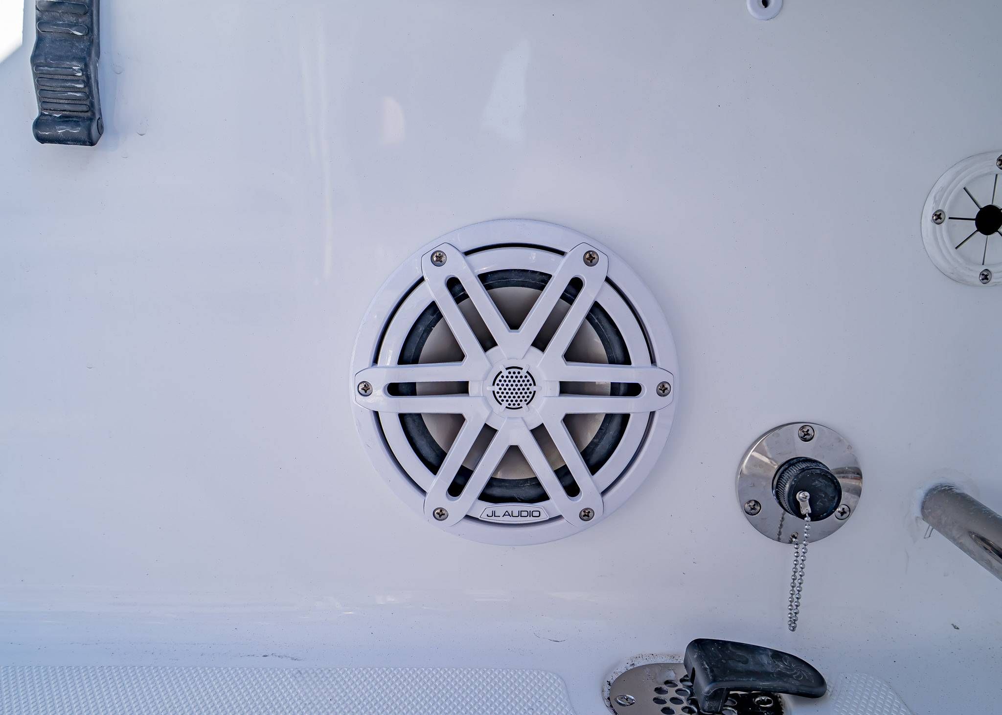 2026 Sea Hunt Ultra 229 - 10