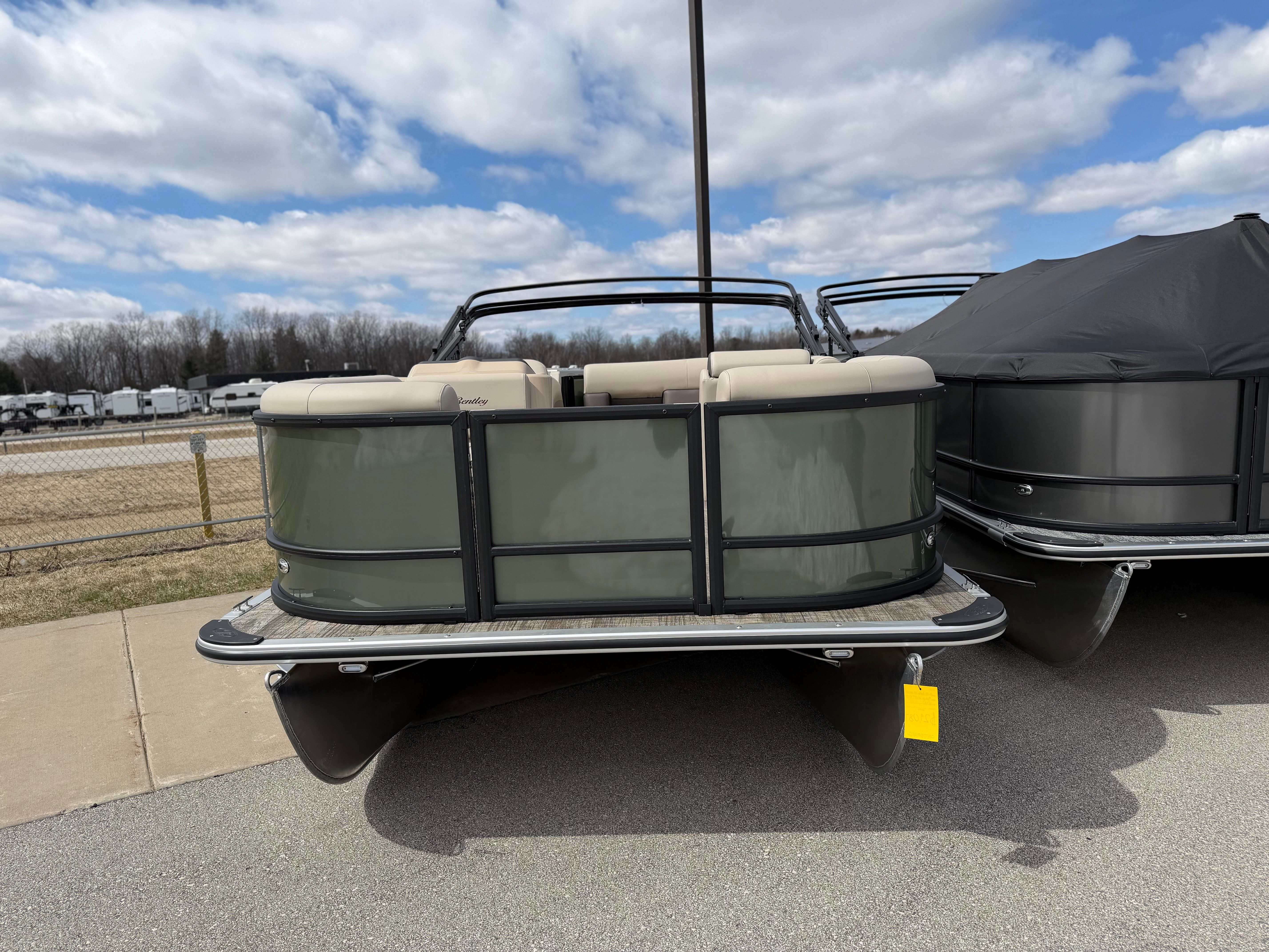 2026 Bentley Pontoons LE 160 CR - 2