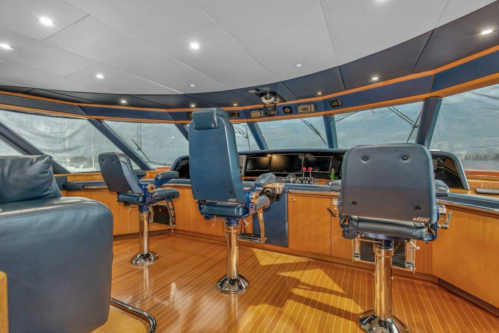 1989 Feadship 116 Sport Fisher - Image 10