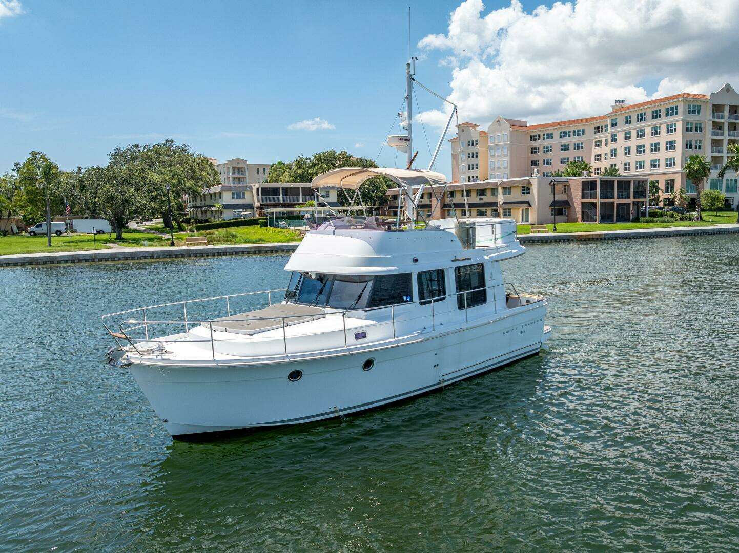 2015 Beneteau Swift Trawler 34 - Image 3