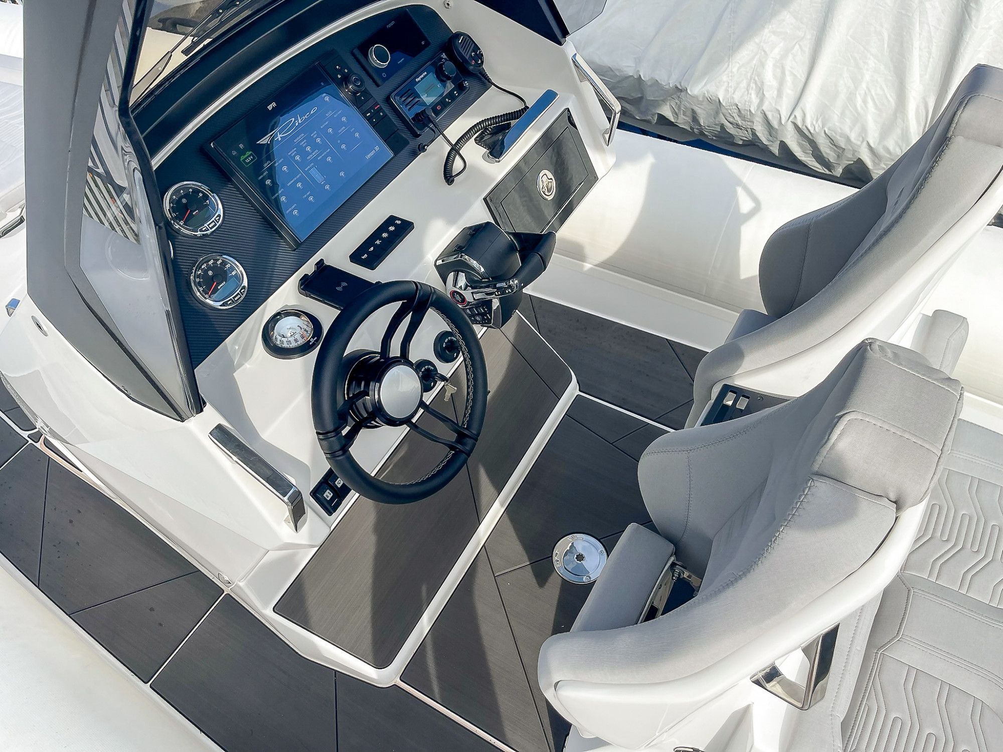 2025 Ribco Venom 30 - 22