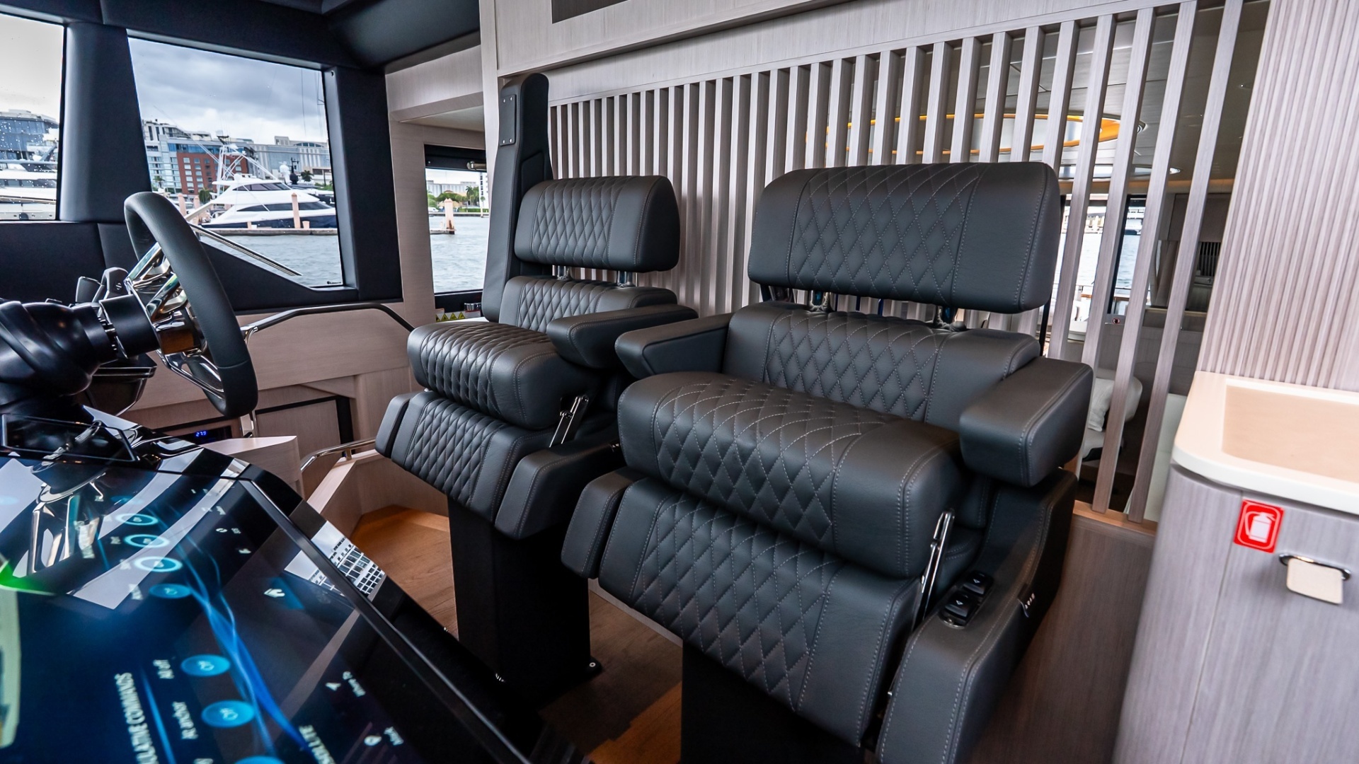 2027 Absolute Navetta 70 - Image 43