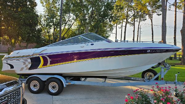 2000 Four Winns 265 Sundowner - 2