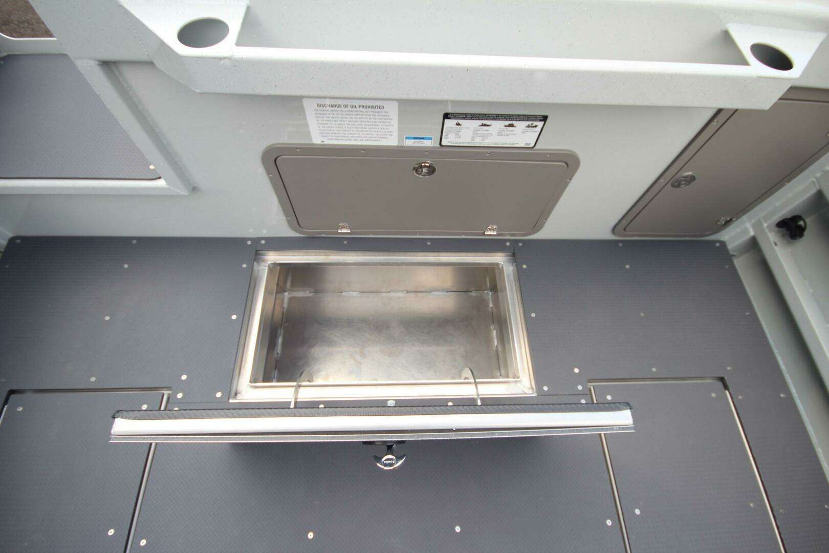 2026 Weldcraft 300 Cuddy King OS - Image 14