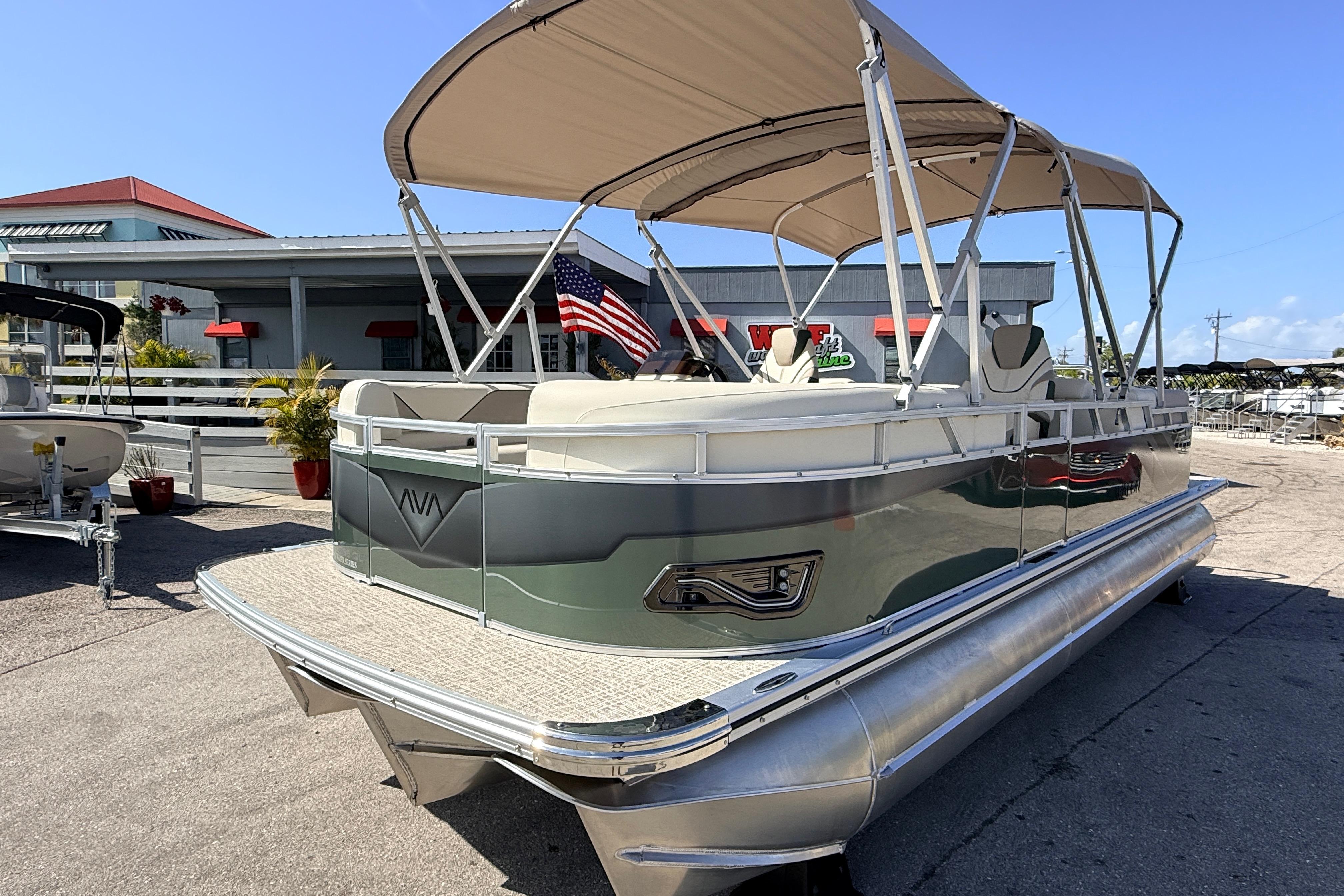 2026 Avalon 2385 Venture 85 Quad Lounger, Tri Toon High Performance