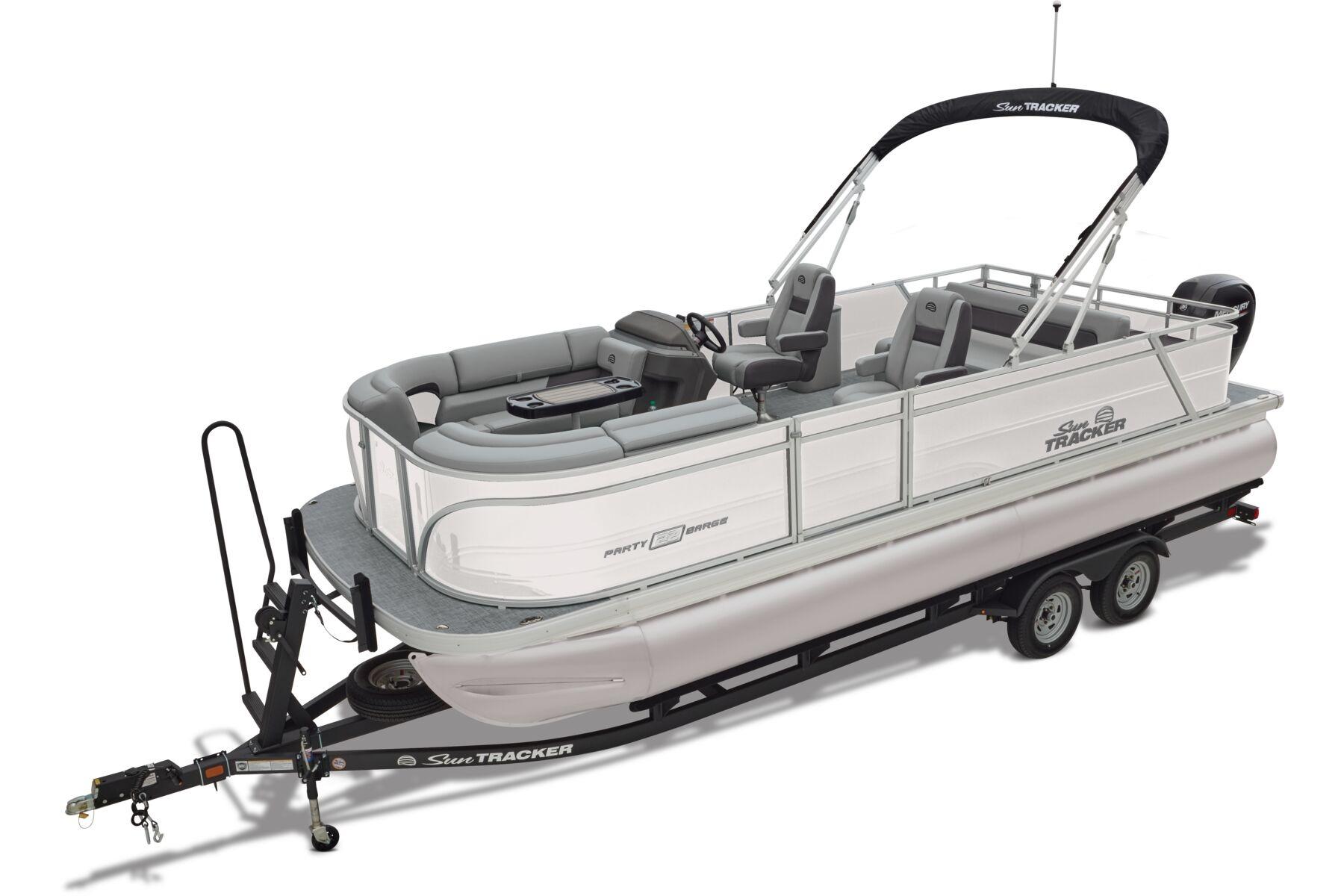 2026 Sun Tracker Party Barge 22 RF DLX - 15