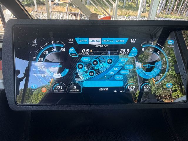 2015 Malibu Wakesetter 24 MXZ - 5