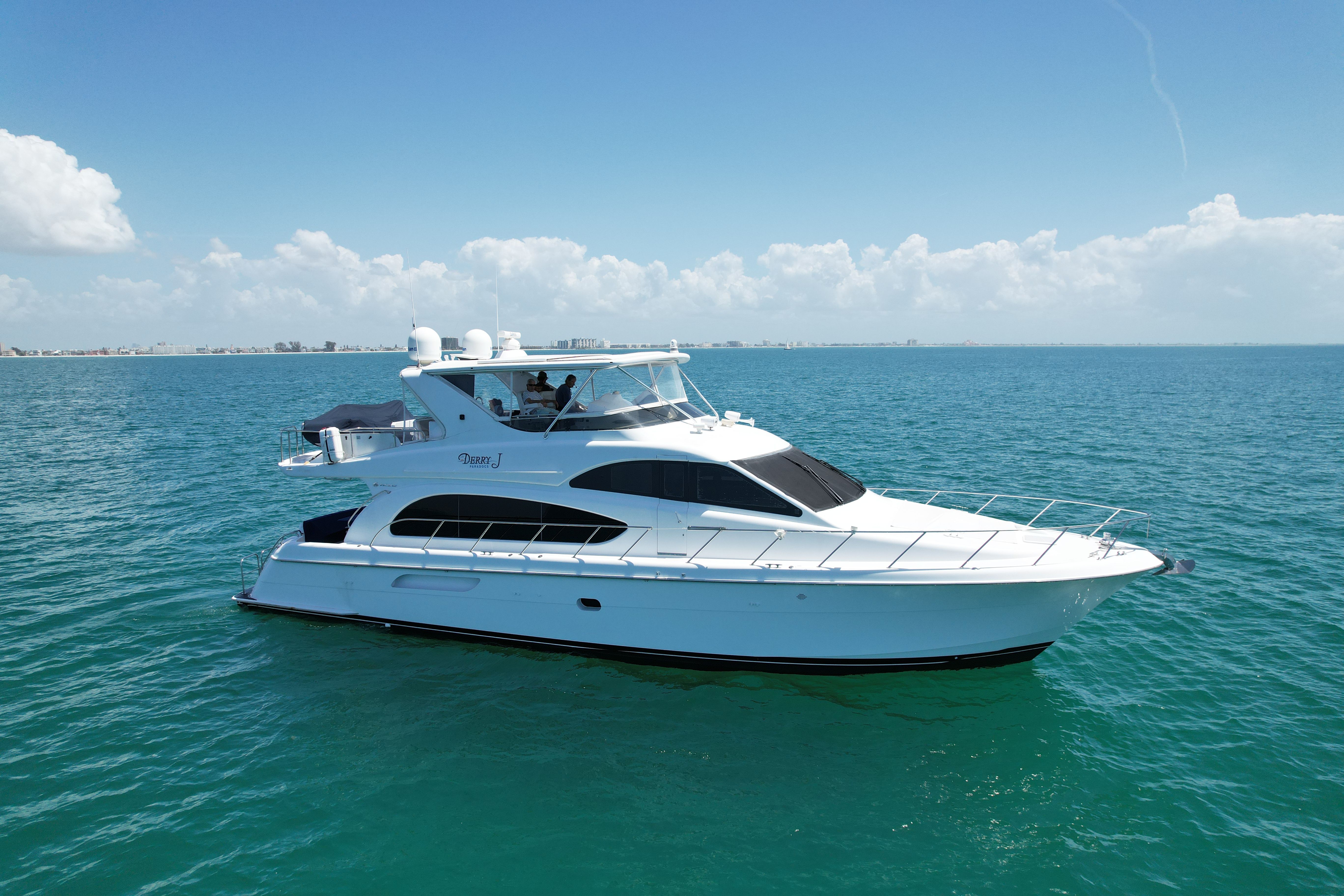 2006 Hatteras 64 Motor Yacht