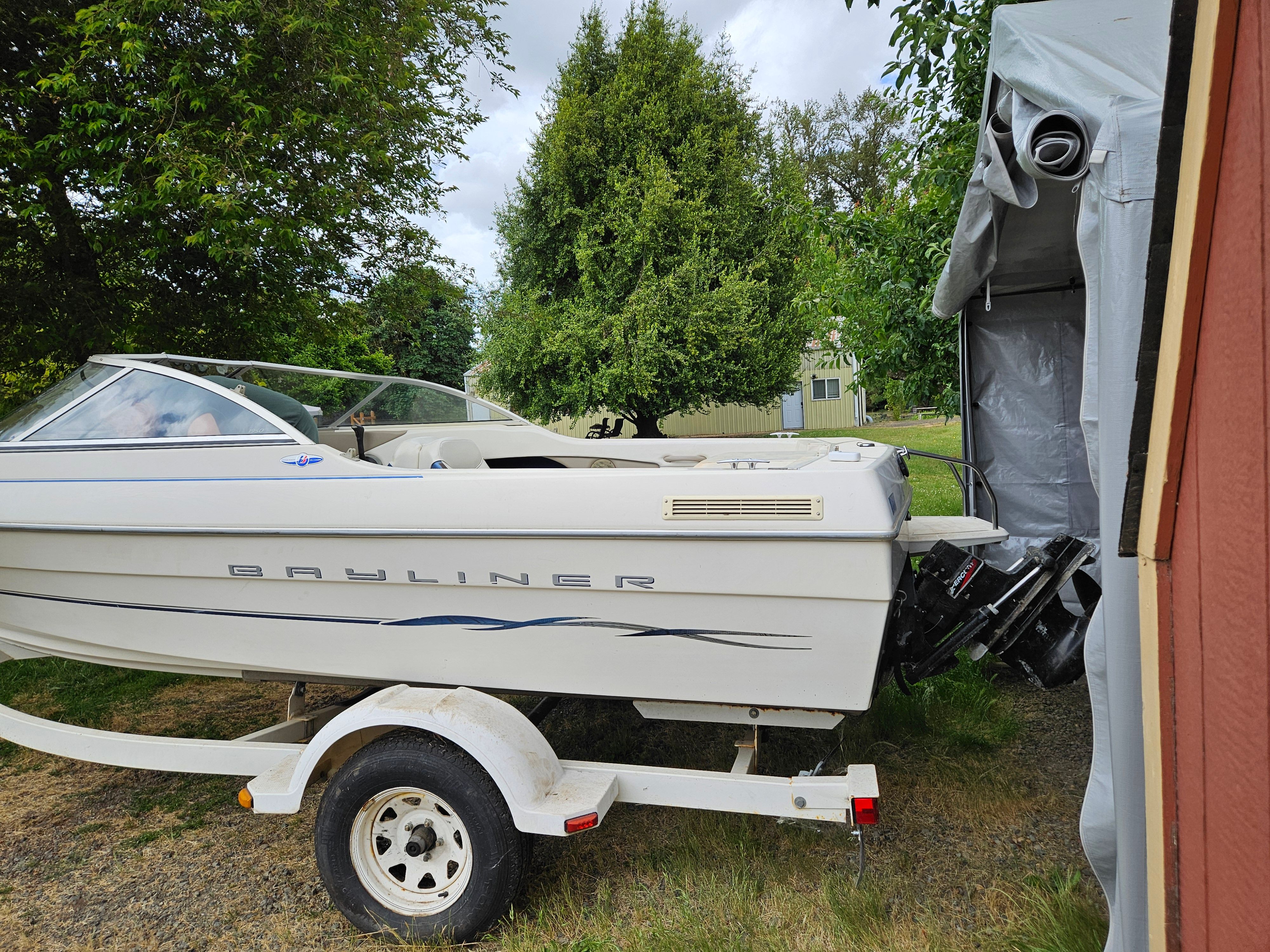 2002 Bayliner CAPRI - 2