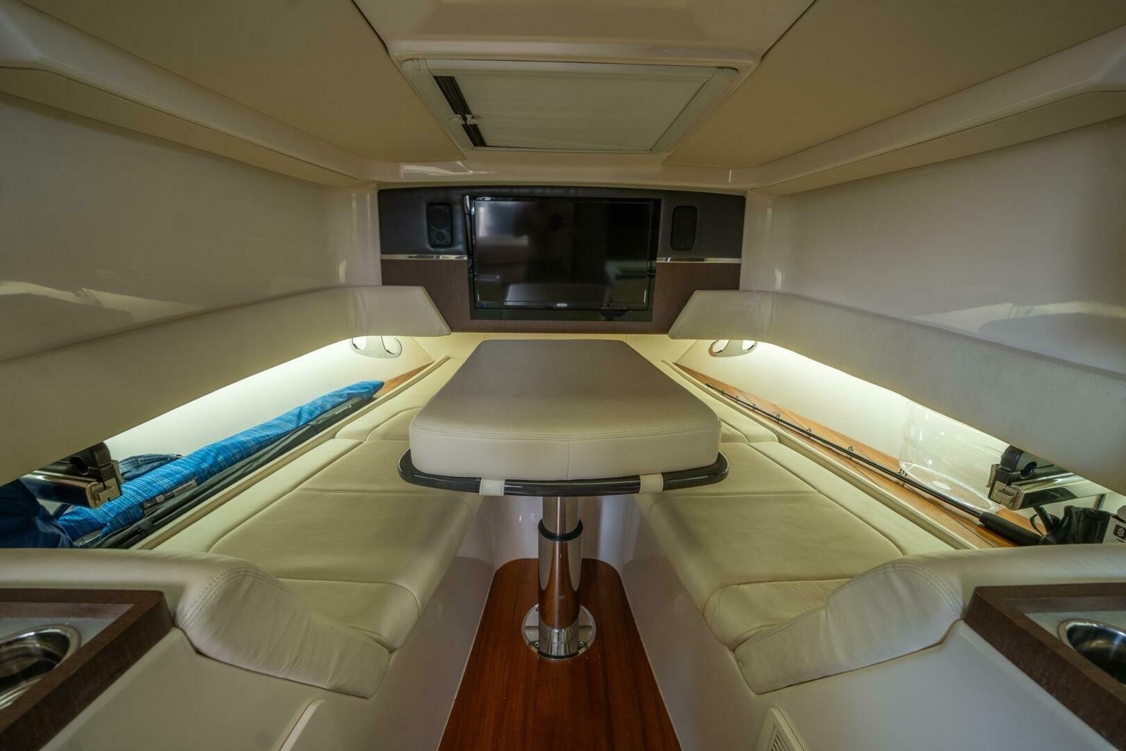 2019 Grady-White Canyon 456 - Image 24