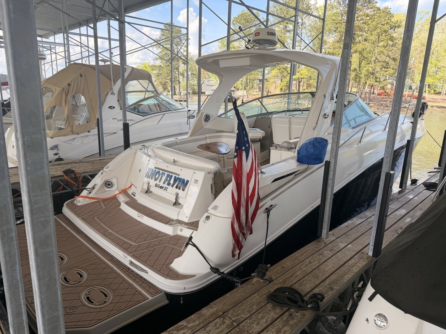 2010 Sea Ray 370 Sundancer - Image 3