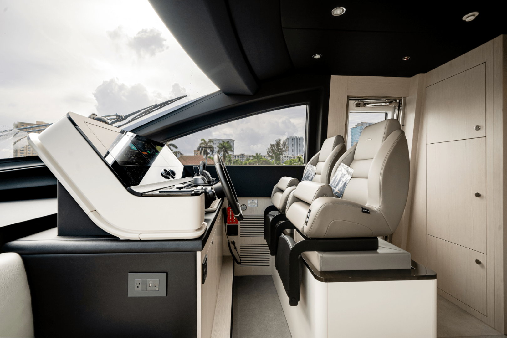 2026 Azimut Fly 78 - Image 66