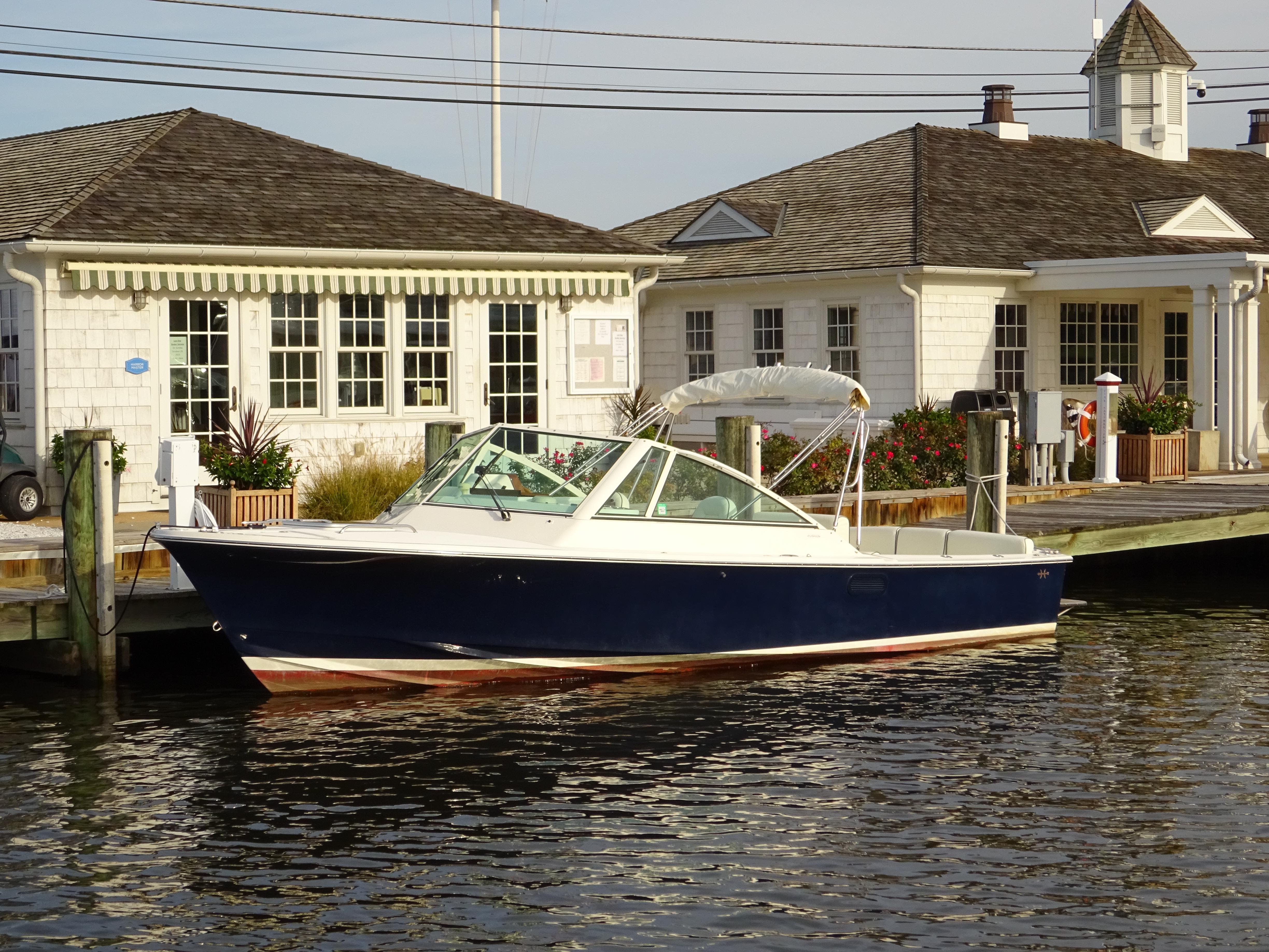 2008 Hunt Yachts Harrier 25