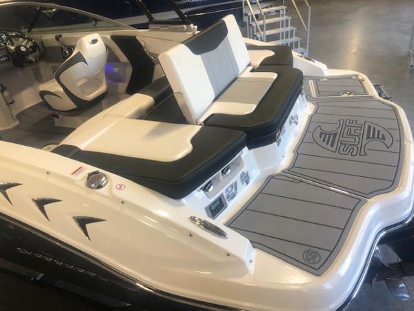 2023 Chaparral 21 Surf boat interior with sleek seating and modern design.