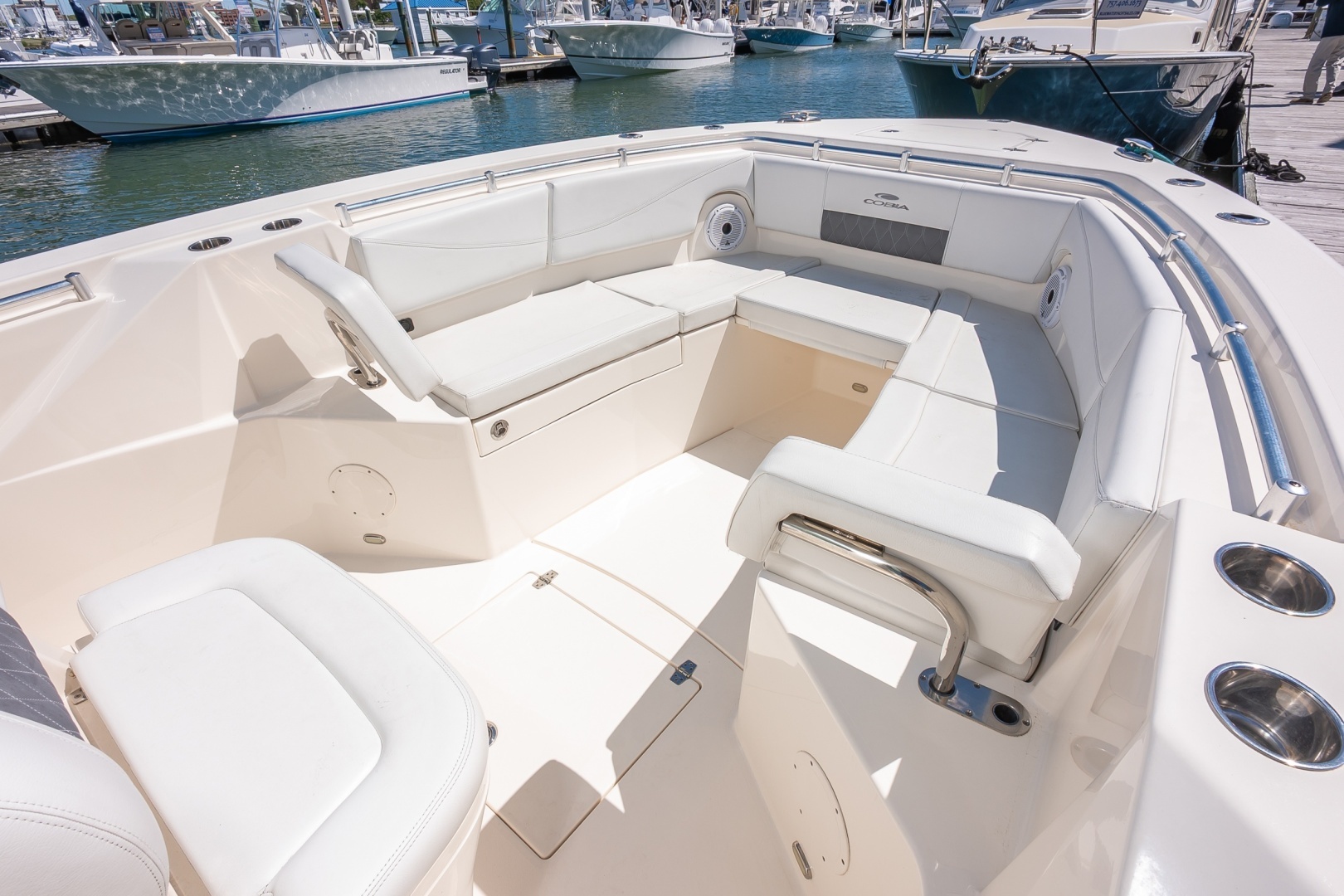 2020 Cobia 320 Center Console - Image 14