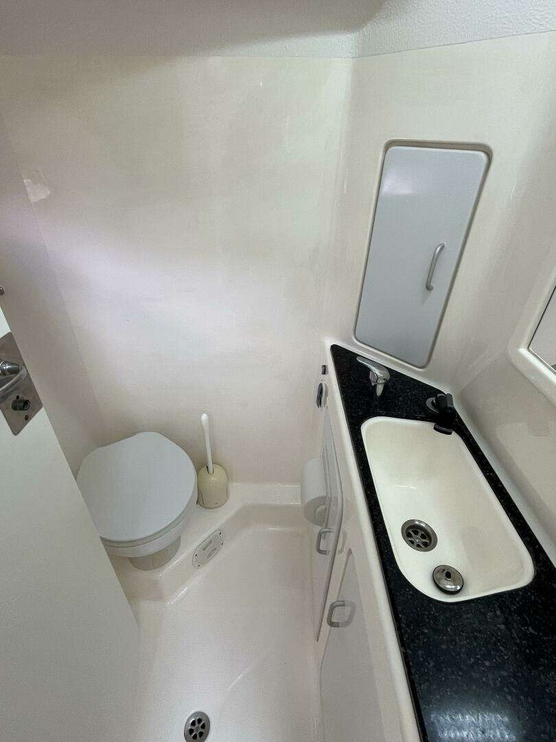 2013 Voyage Yachts 520 - Image 55