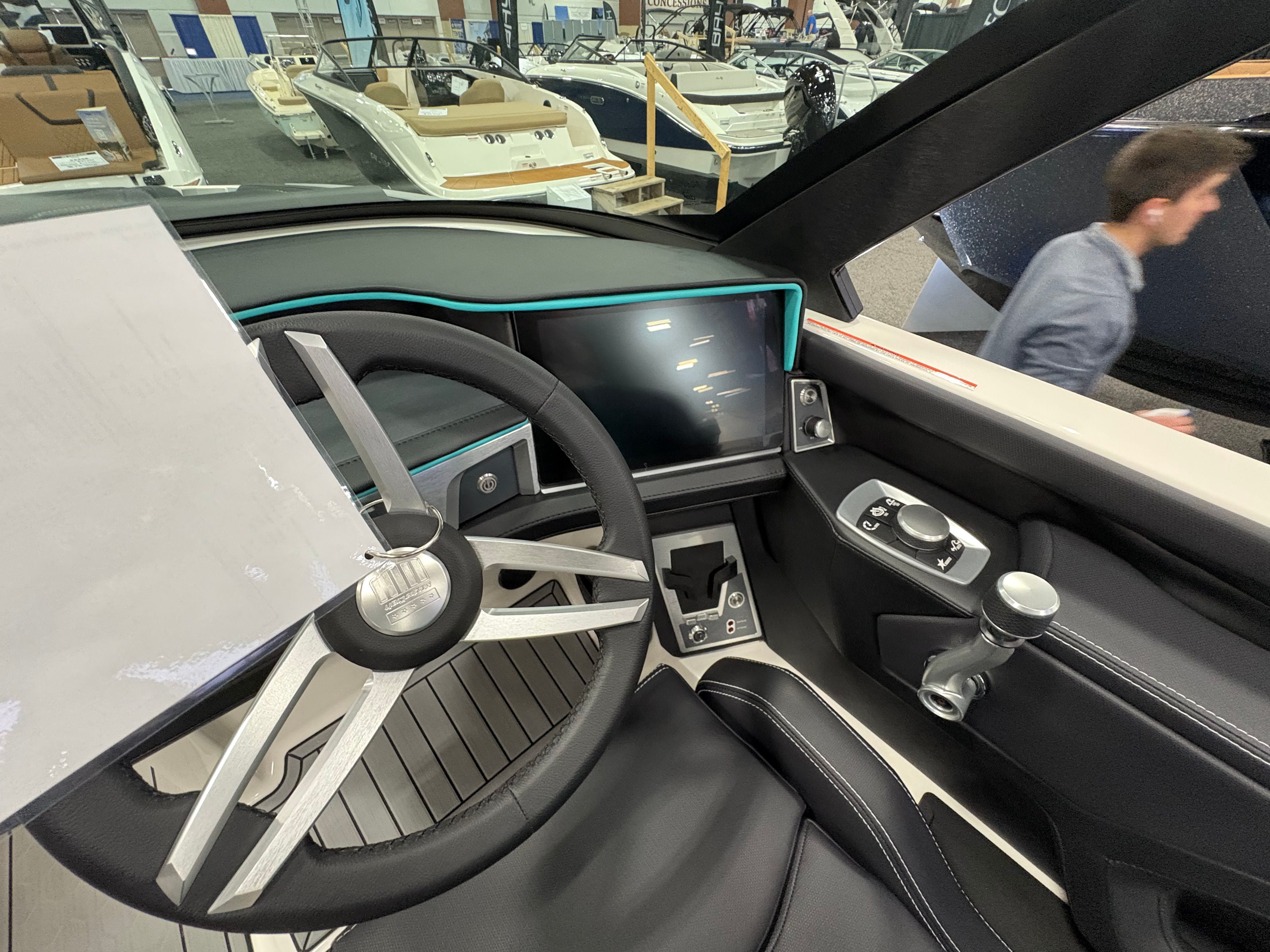 2025 MasterCraft XT23 - 27