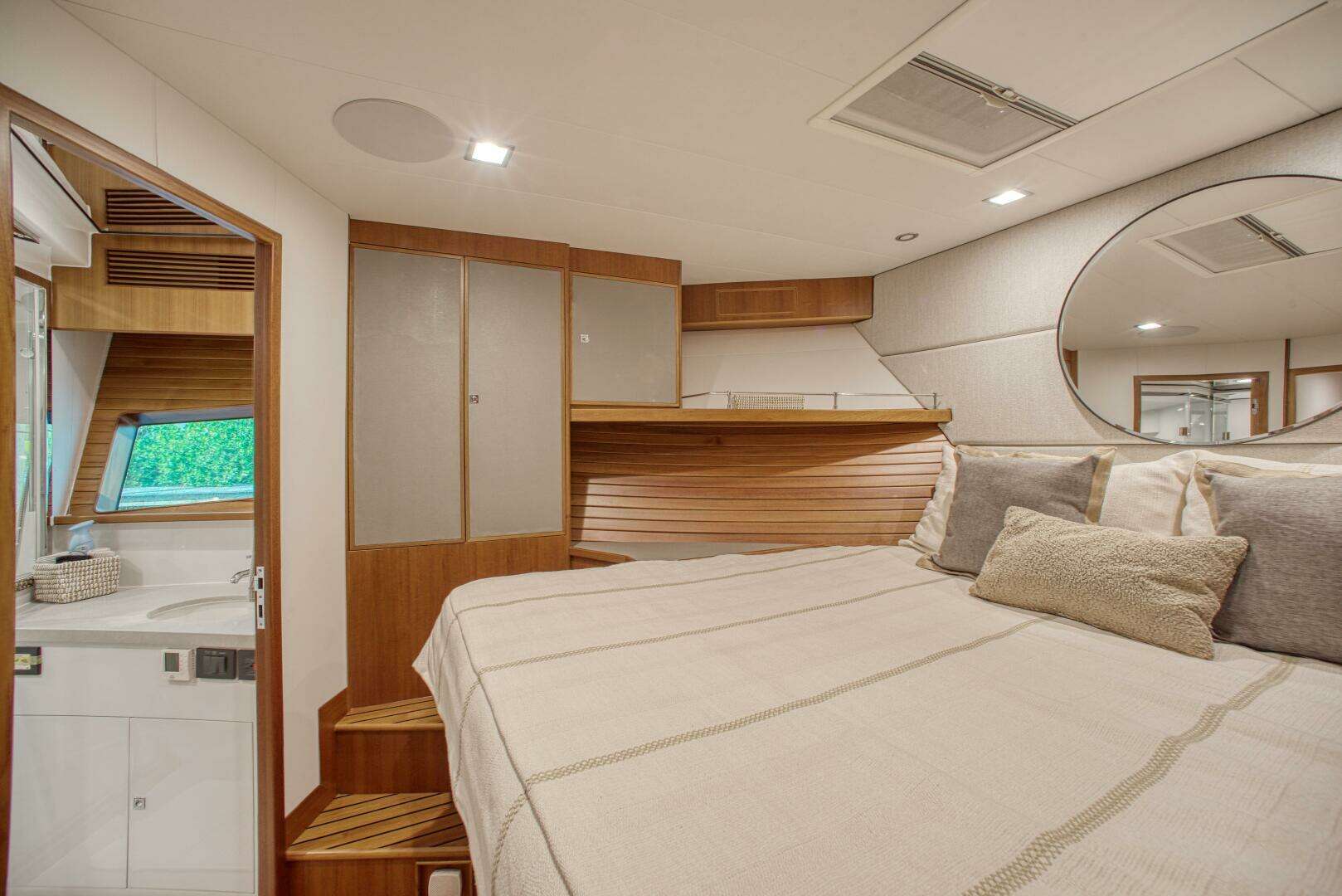 2023 Marlow Explorer 70E-CB - Image 22