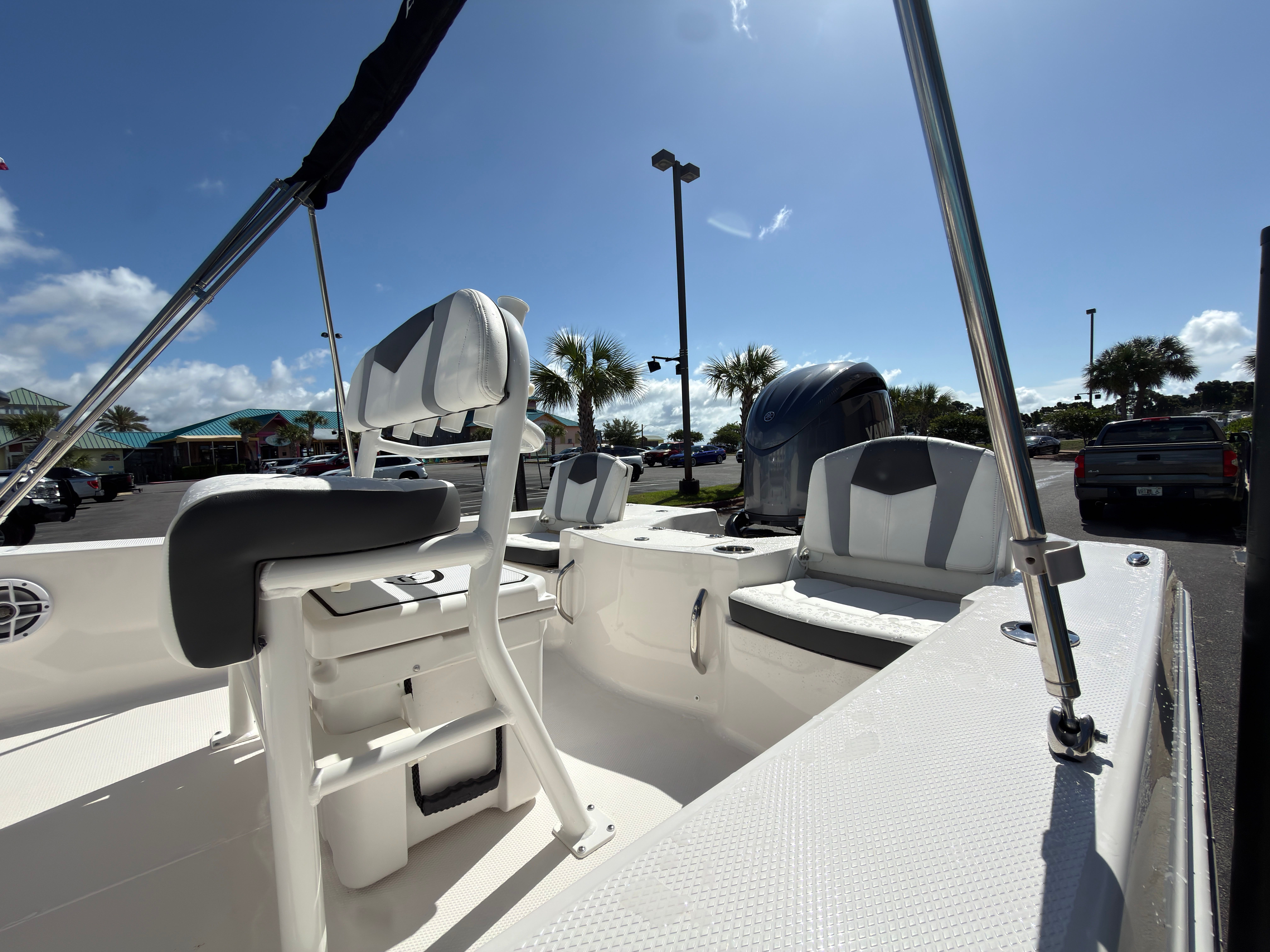 2024 ROBALO 206 CAYMAN - Image 6