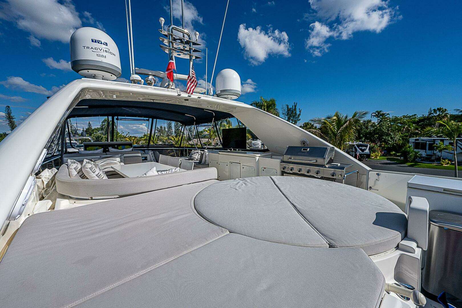 2006 Ferretti Yachts 830 - Image 35