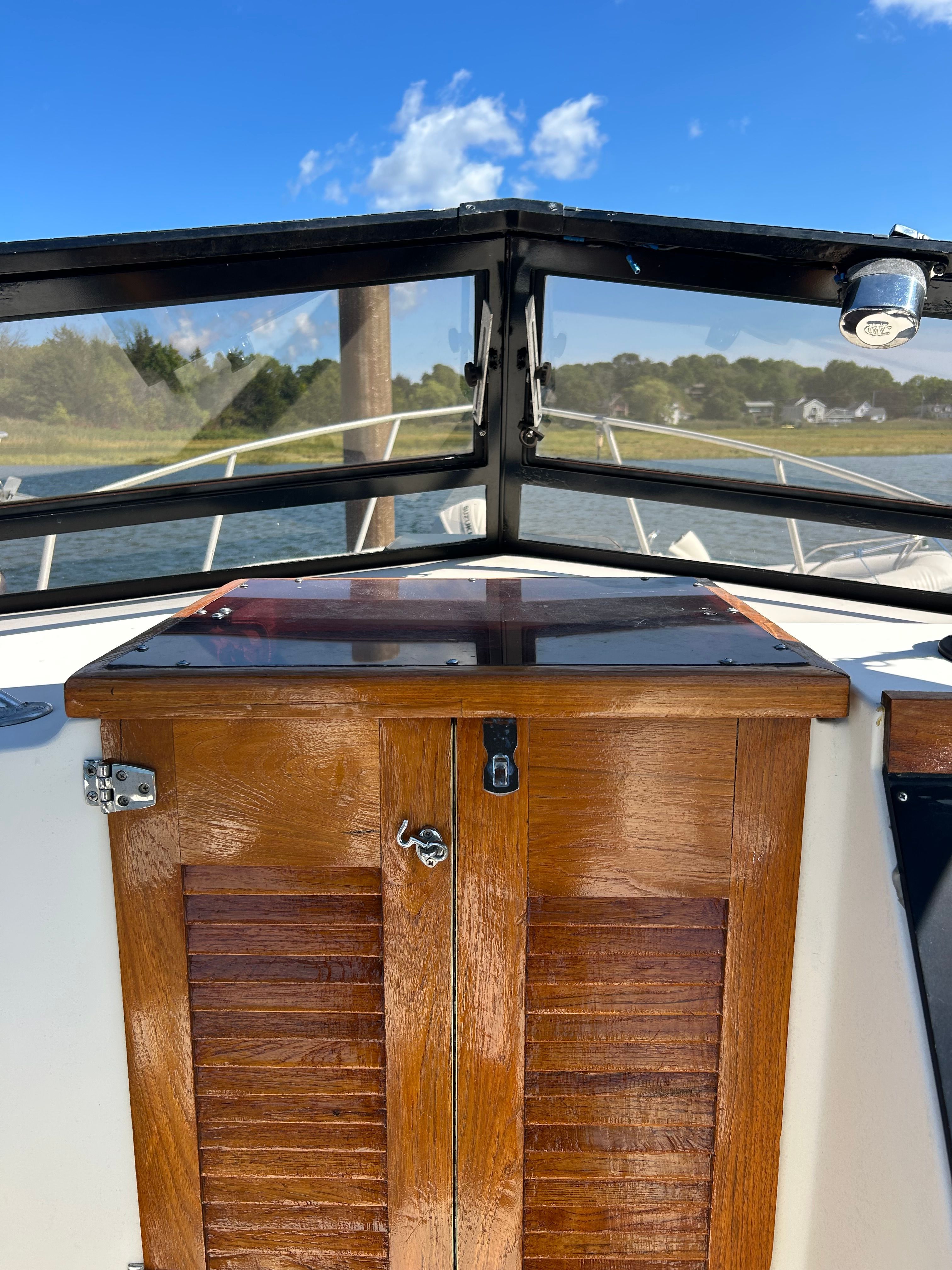1989 Mako 220 Walk Around - 5